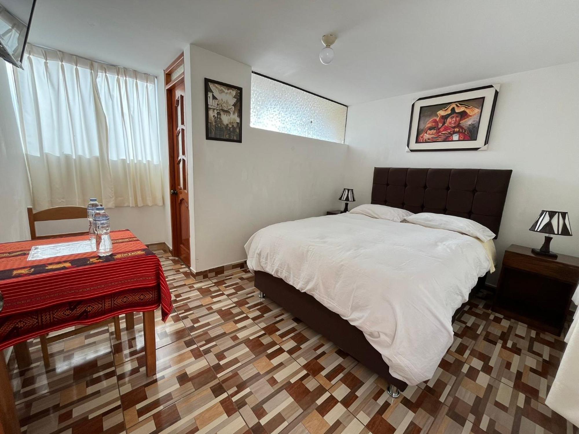 Hostal Apu Qhawarina 奥兰太坦波 外观 照片