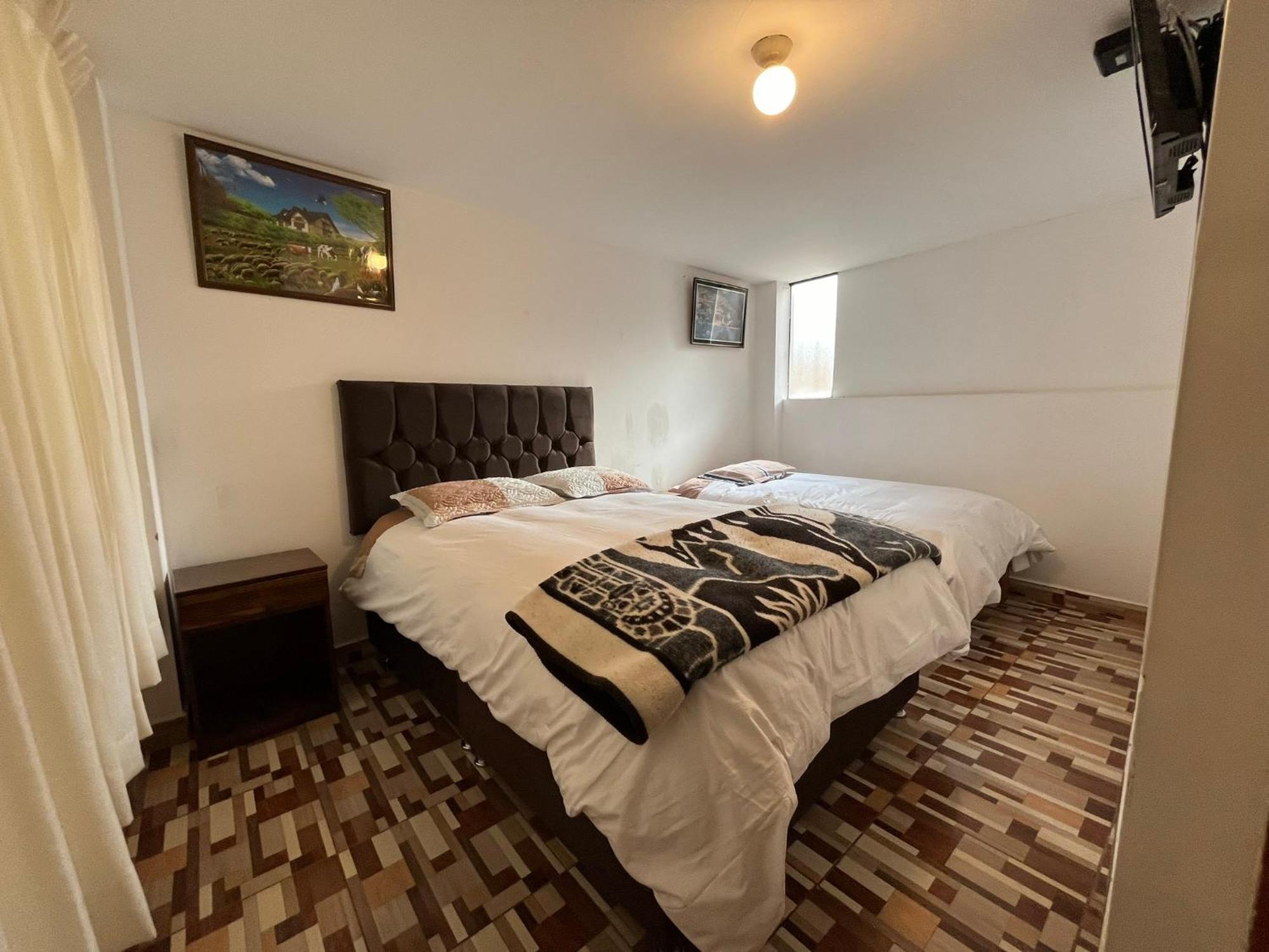 Hostal Apu Qhawarina 奥兰太坦波 外观 照片