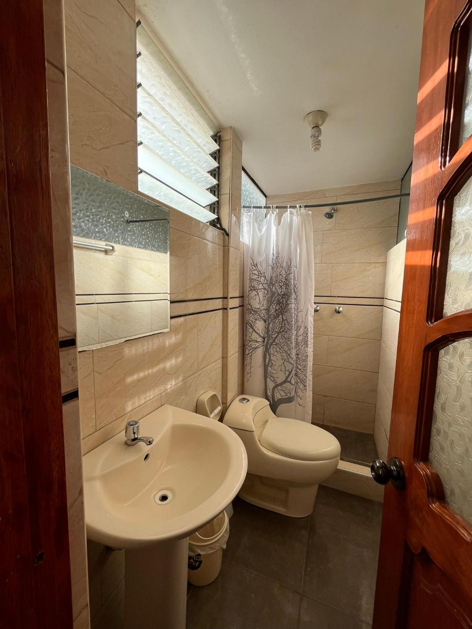Hostal Apu Qhawarina 奥兰太坦波 外观 照片