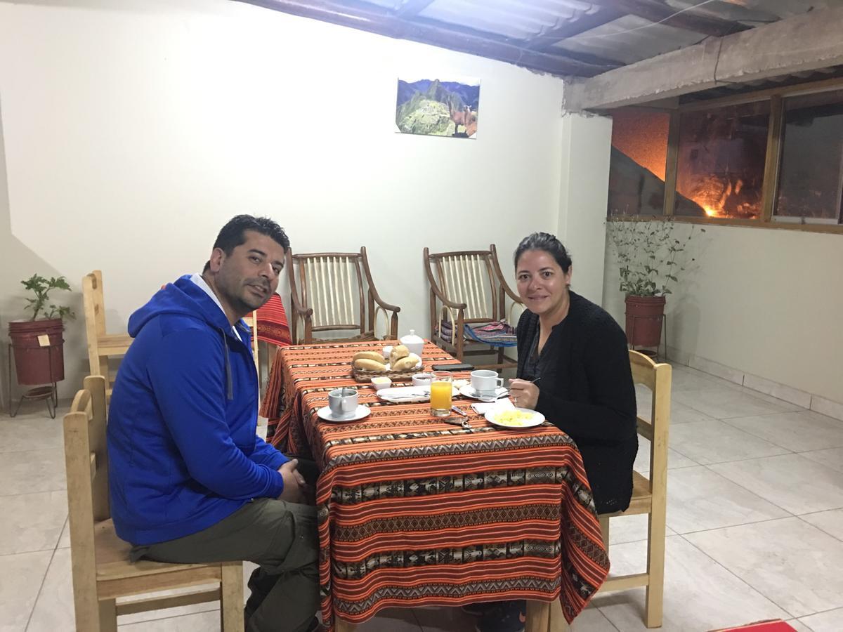 Hostal Apu Qhawarina 奥兰太坦波 外观 照片