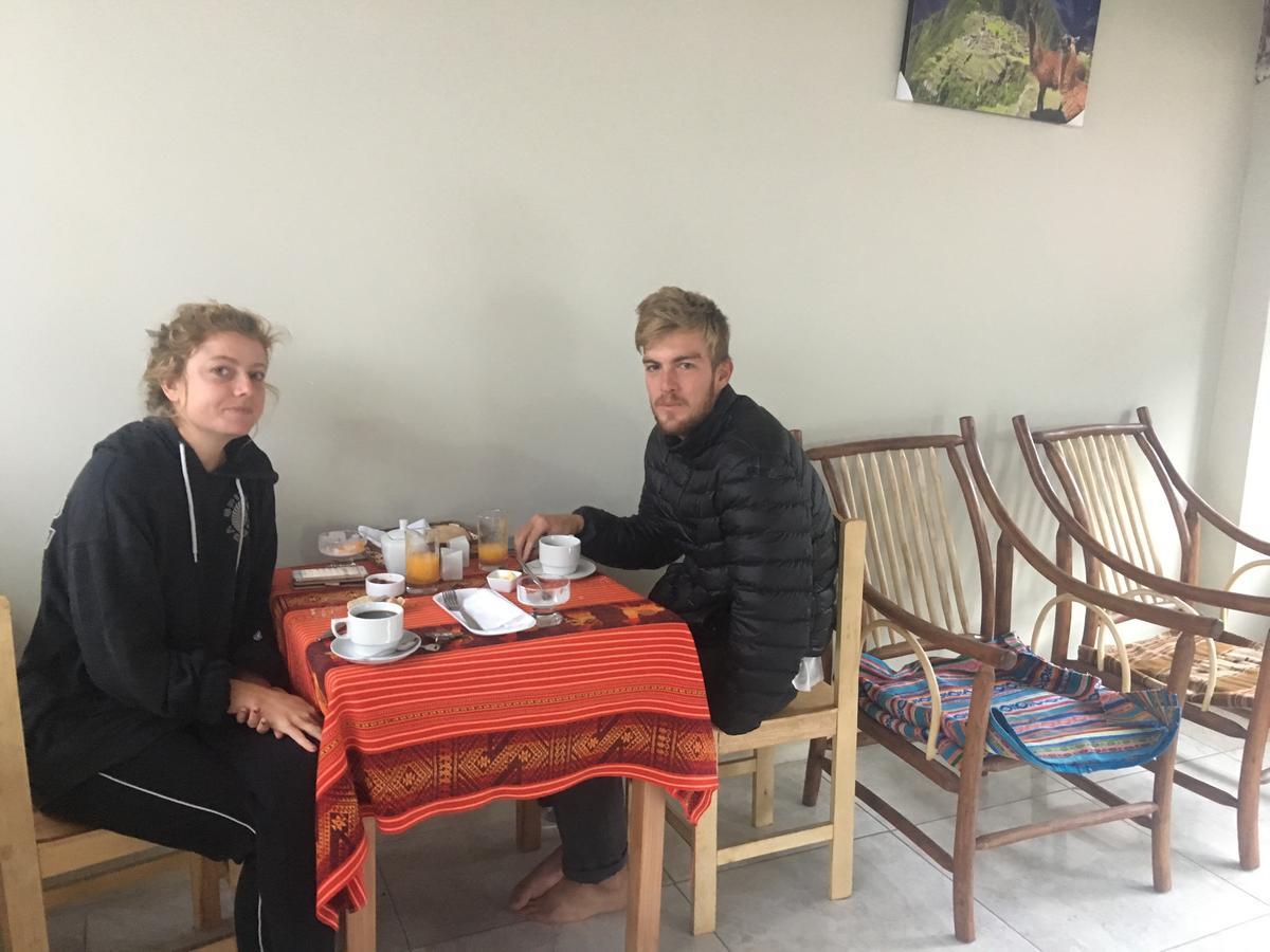 Hostal Apu Qhawarina 奥兰太坦波 外观 照片