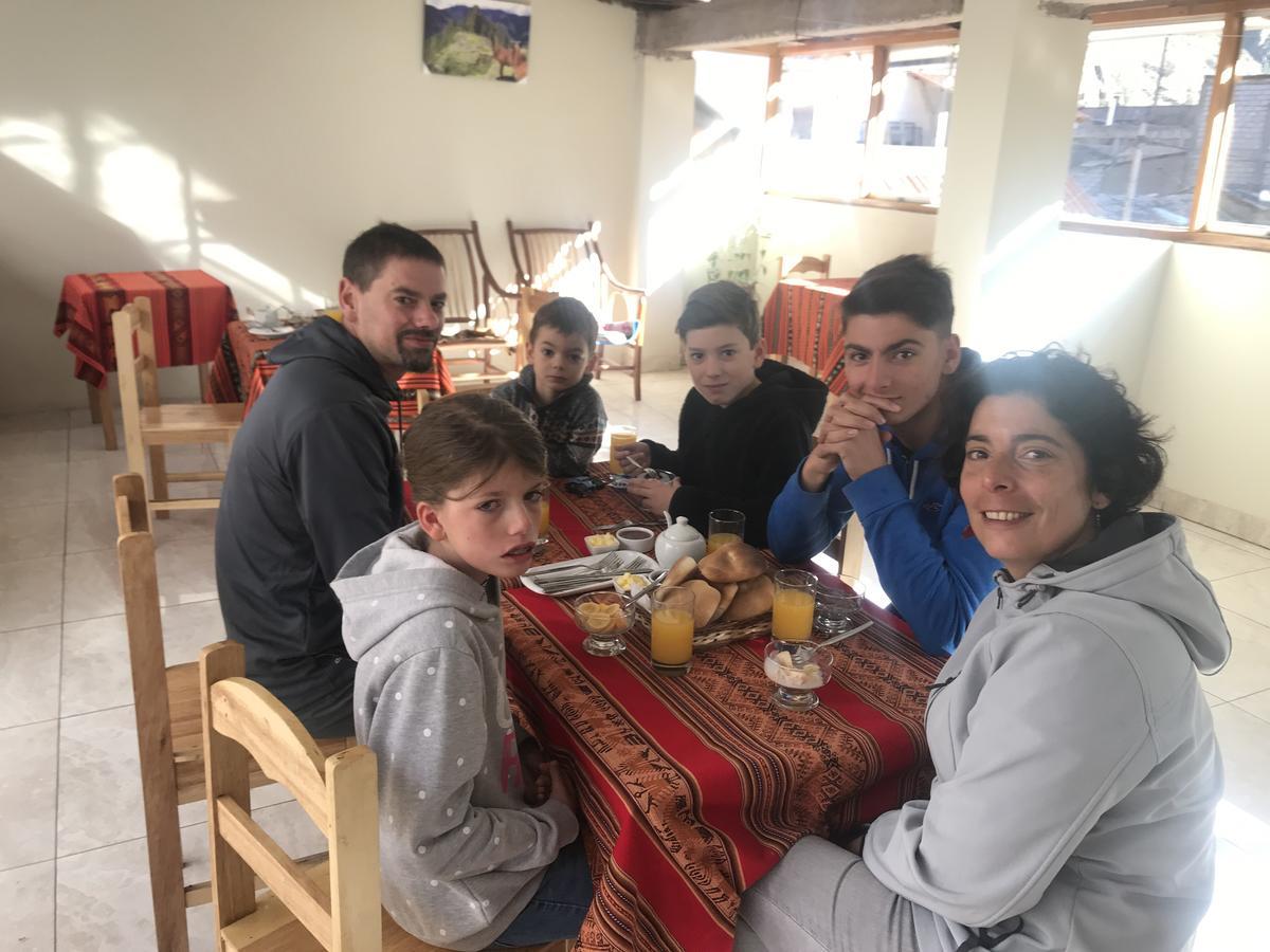Hostal Apu Qhawarina 奥兰太坦波 外观 照片