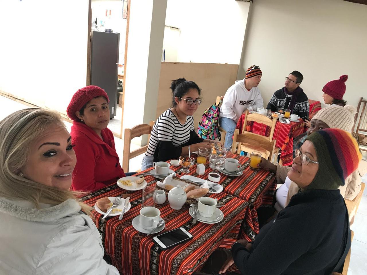 Hostal Apu Qhawarina 奥兰太坦波 外观 照片